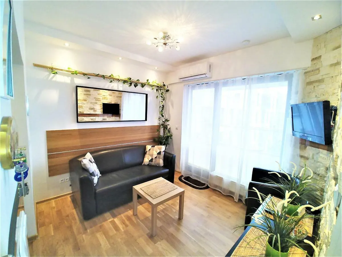 Wilanow Apartment Warszawa Polska